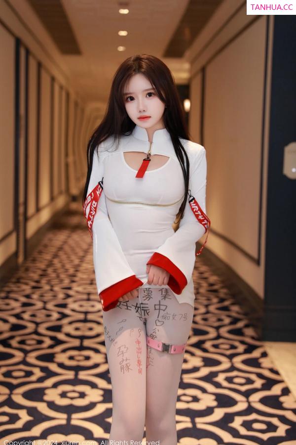   [XiuRen]高清写真图 2024.03.19 No.8258 小薯条nienie 美臀性感第39张图片